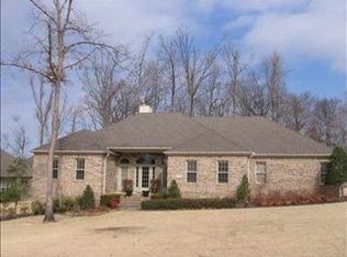 216 Huntcliff Dr, Jonesboro, AR 72404