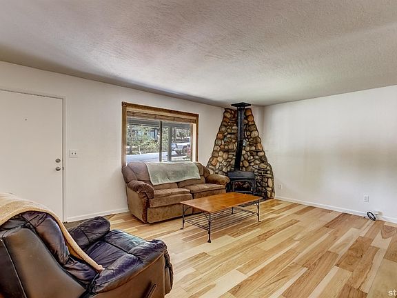 4th image of 1518 Meadow Vale Dr