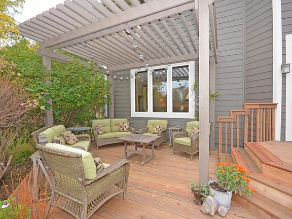 3rd image of 2717 Overlook Ave N