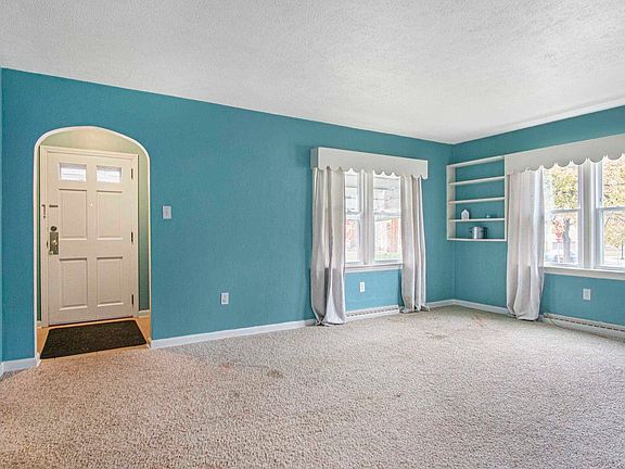 5th image of 220 Niles Ave