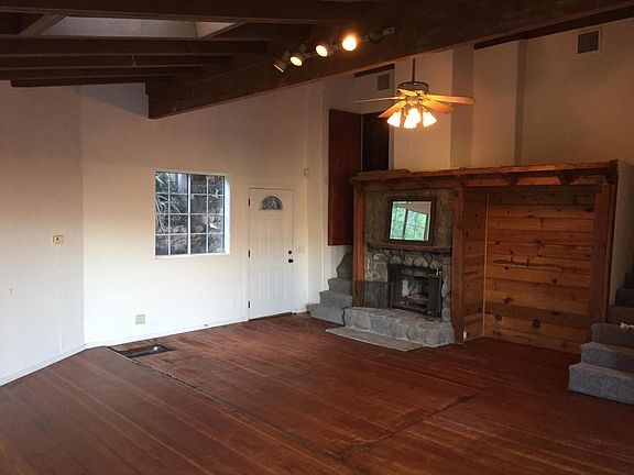 2nd image of 6895 Pacific View Dr