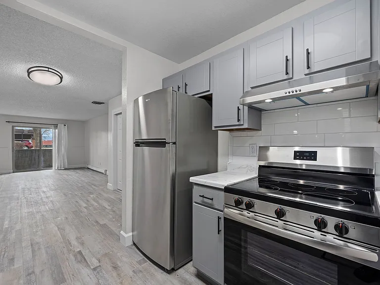 North Star Apartments - Beautiful Remodeled Apartments — Photo 44
