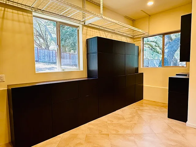 512 Lockewood Ln — Photo 22