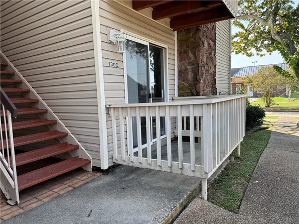 730 Village Rd APT C, Kenner, LA 70065