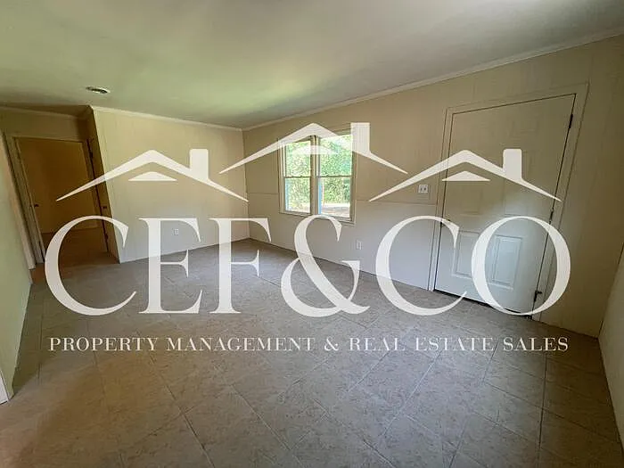 2 bed, 1.0 bath, 920 sqft, $850 — Photo 3