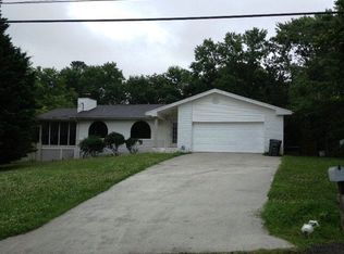 3028 E Brookhaven Cir, Dalton, GA 30720