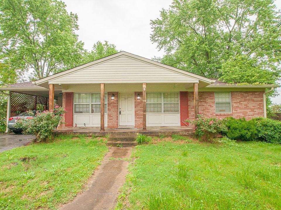 2nd image of 1617 Trinity Cir