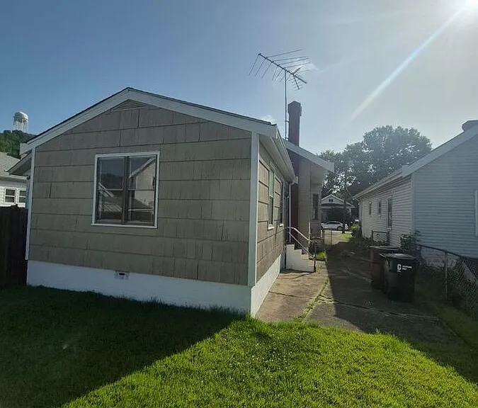 2717 Dakota Ave — Photo 13