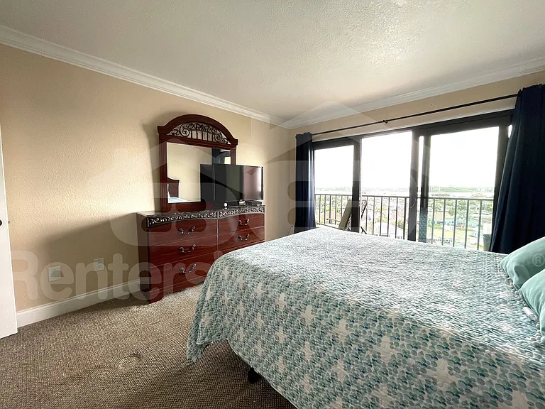 51 Island Way #906 — Photo 10