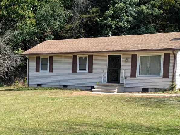 6150 Dry Hollow Rd, Salem, VA 24153