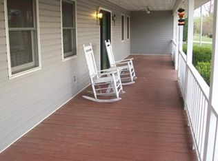 1006 N 10th St, HERRIN, IL 62948