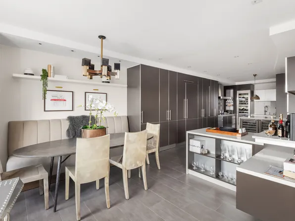 110 Central Park South image 18 of 48