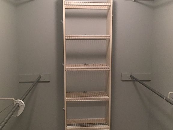 Master Bedroom walk in closet