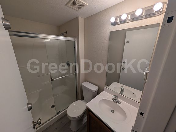 2nd image of 900 Fall Meadow Ln
