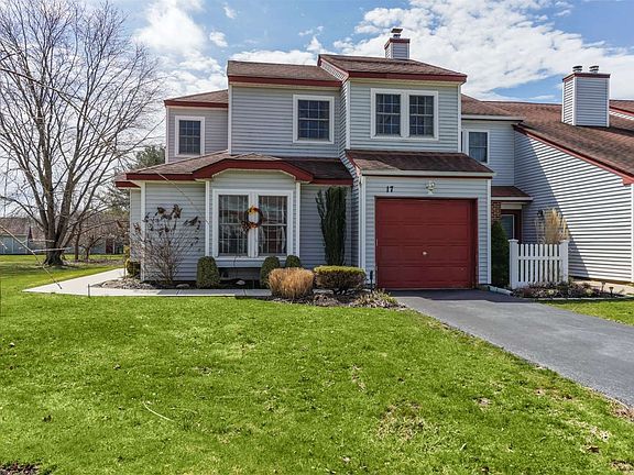 2nd image of 17 Delaware Ct #17