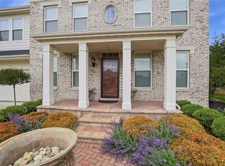 490 Clearsprings Dr, Springboro, OH 45066