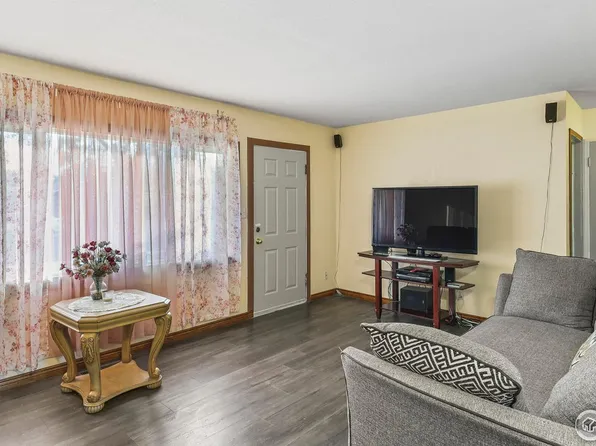 533 Circle Dr, Fort Morgan, CO 80701