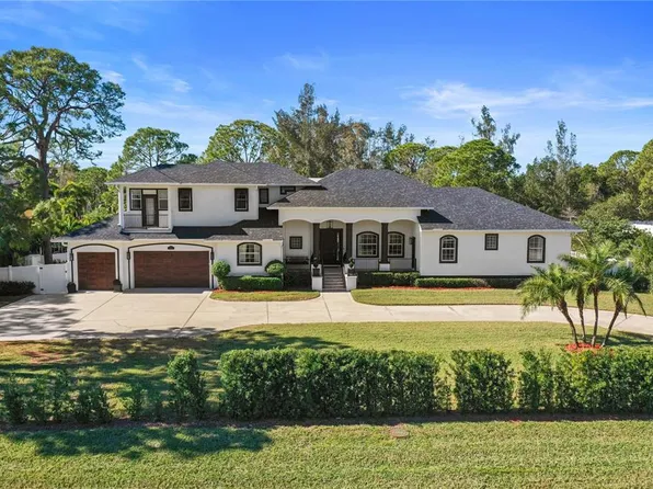 9050 San Martin Blvd NE, Saint Petersburg, FL 33702