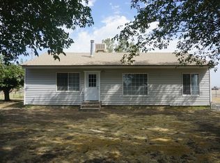 7048 Houghton Rd, Bakersfield, CA 93313