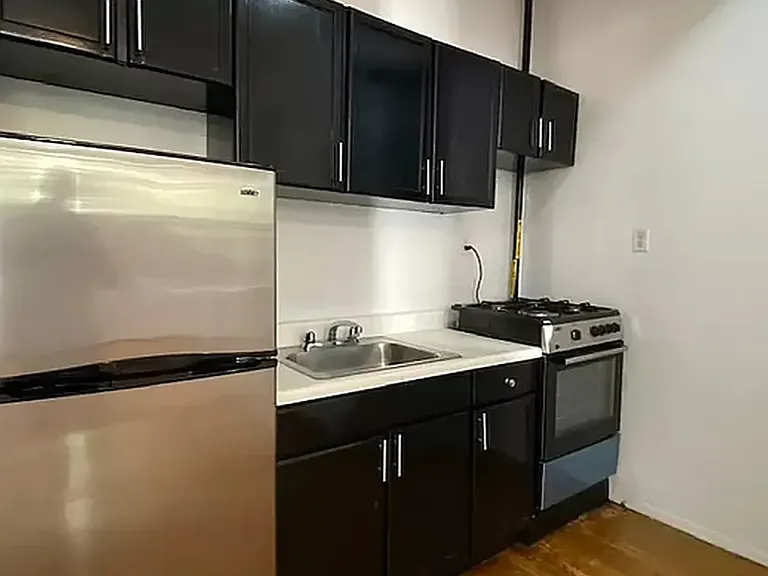 1793 Amsterdam Ave #8 — Photo 3