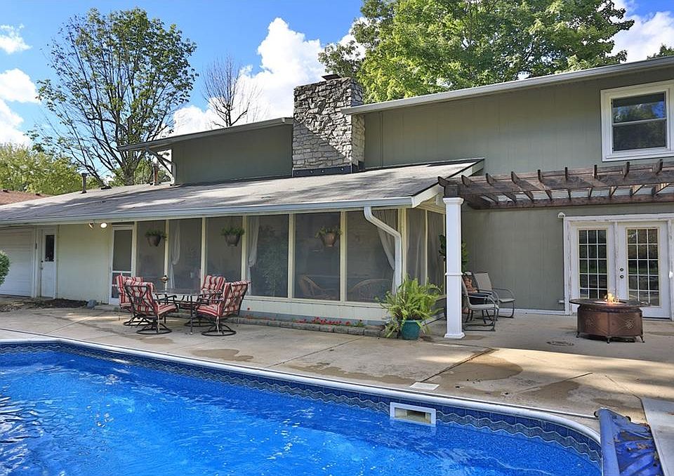 1st image of 10943 Wonderland Dr