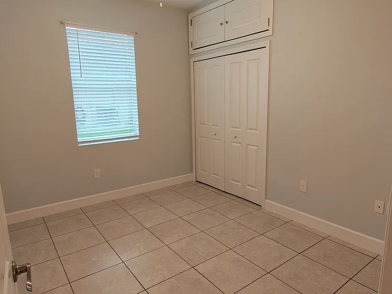 2019 Como St — Photo 3