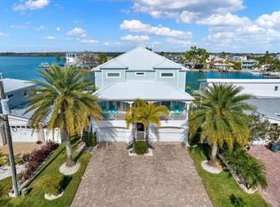 16109 4th St E, Redington Beach, FL 33708