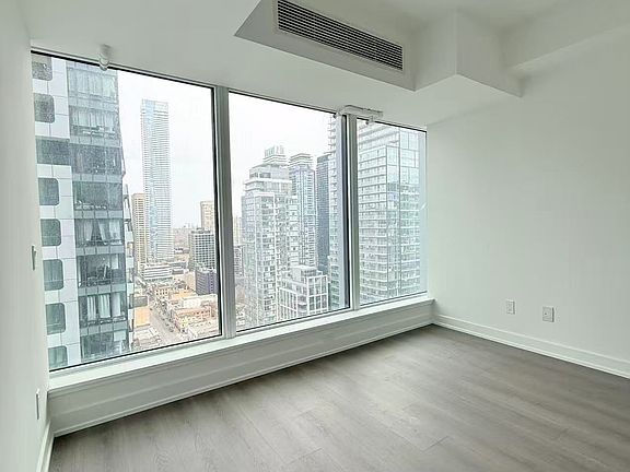 4th image of 8 Wellesley St W #3308
