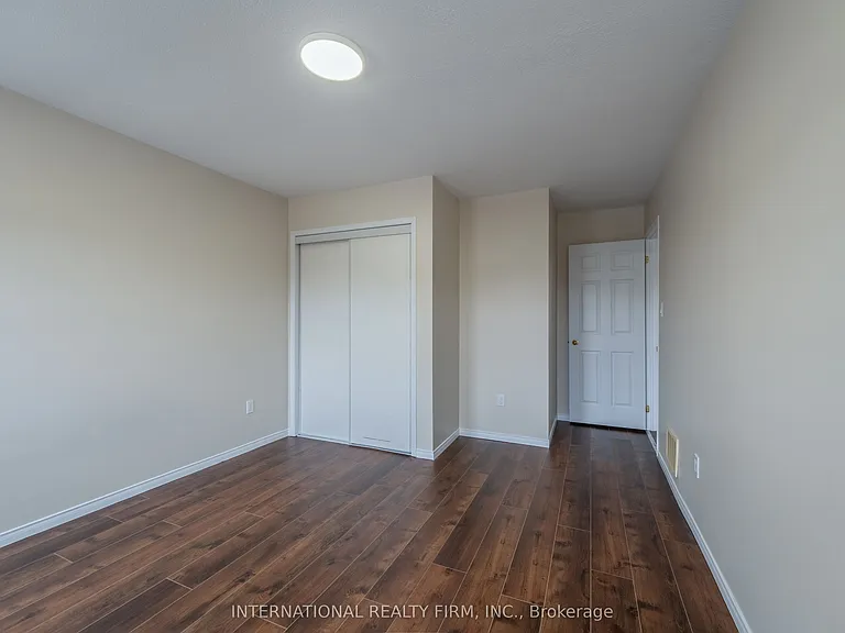 102 Hunter Way — Photo 36