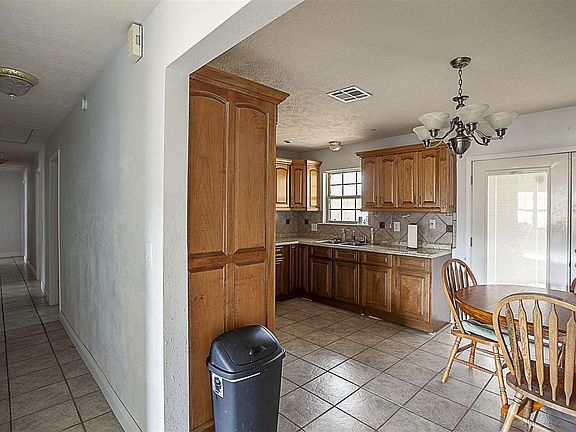5th image of 3205 King St #M