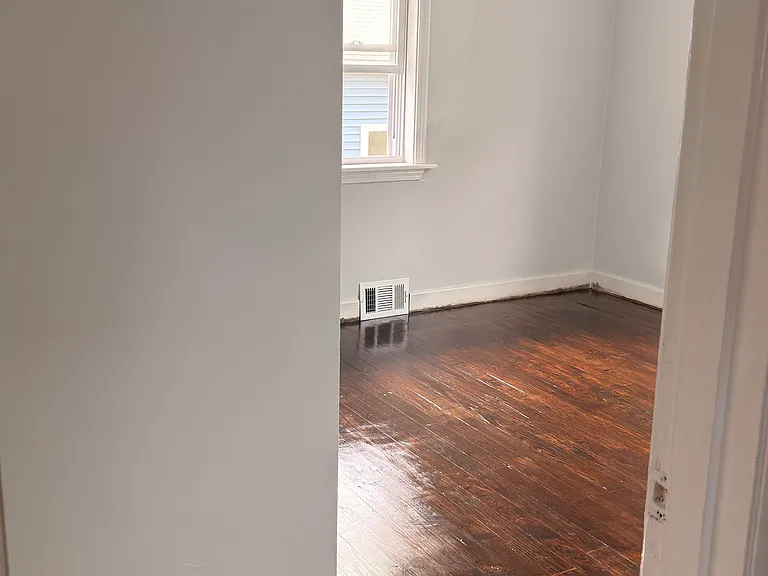 597 S Main St #2 — Photo 5