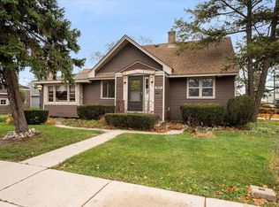 2618 Hawthorne St, Franklin Park, IL 60131