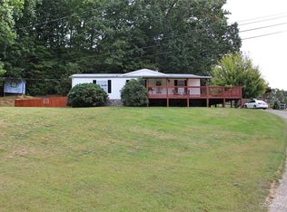 777 Brady Cir, Canton, NC 28716