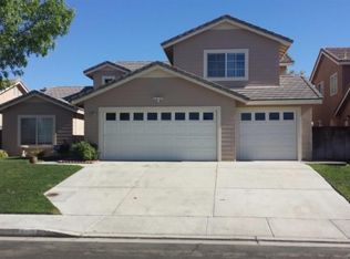 3311 Desert Cloud Ave, Rosamond, CA 93560