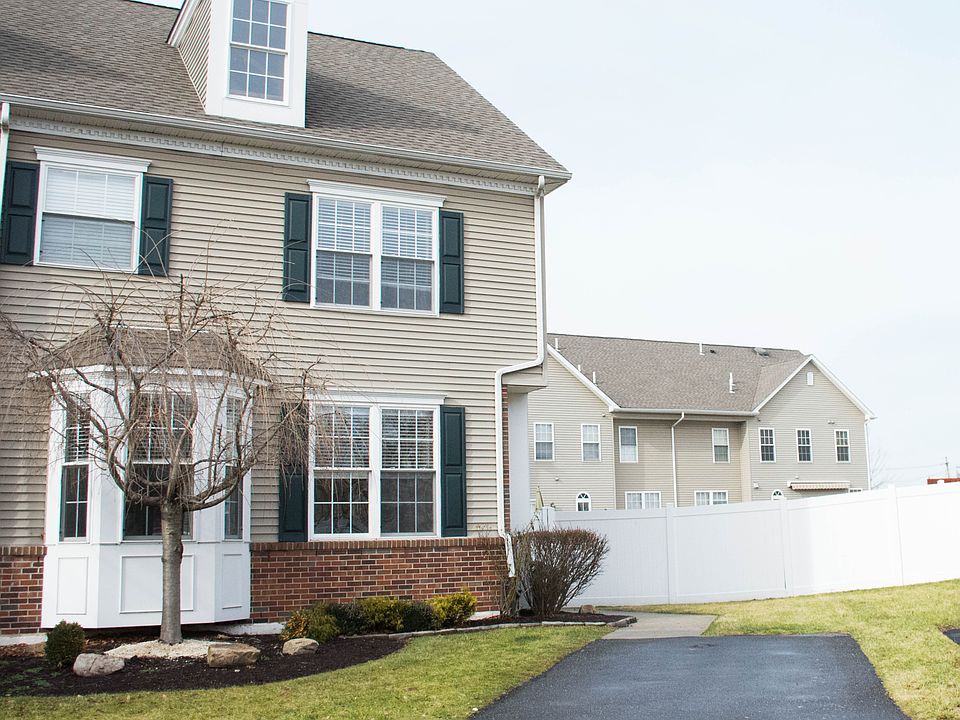 1st image of 3404 Tuscany Dr