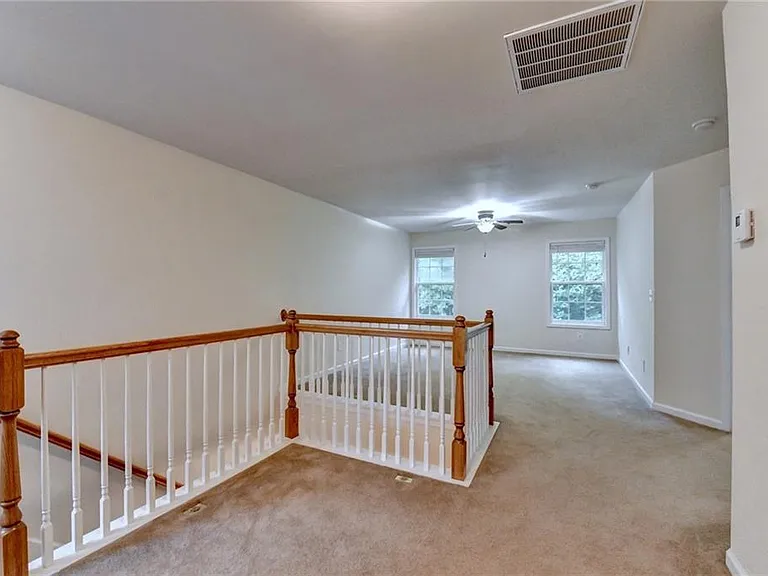 1641 Tailmore Ln — Photo 14