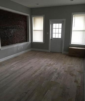 3rd image of 2557JJ Pearsall Ave