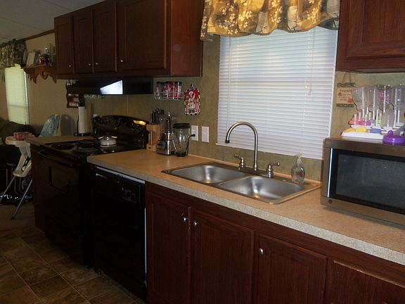 4th image of 164 Love Lee Ln