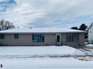 1320 10th Ave, Mitchell, NE 69357