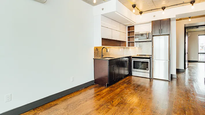 Rented by Nooklyn NYC LLC | media 19