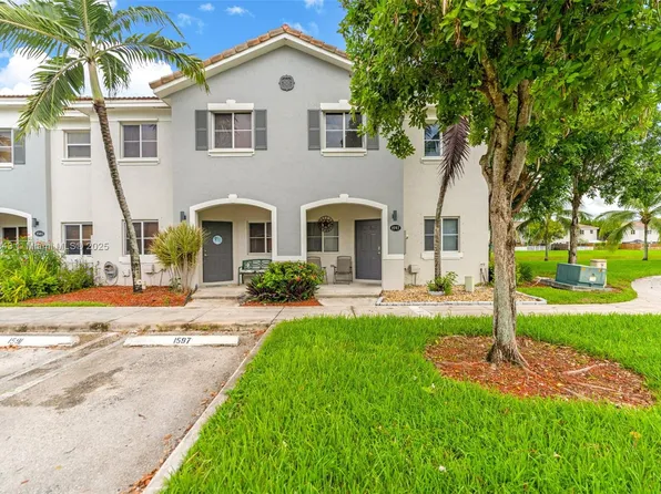 1597 SE 31st Ct, Homestead, FL 33035