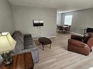 8 Christopher Dr #6, Belleville, IL 62226