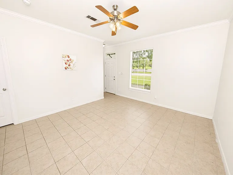 4000 Lake Beau Pre Blvd #14 — Photo 13