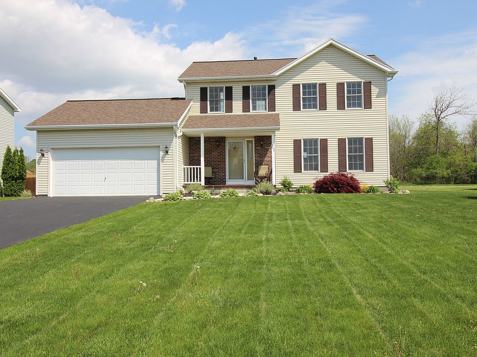 1st image of 105 Christina Dr