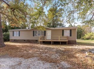 307 S McCullen St, Burgaw, NC 28425