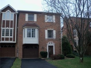 16 Unity Sq, Greensburg, PA 15601