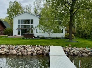 17500 Roberds Lake Ct, Faribault, MN 55021