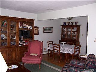 1st image of 14 Emily Ct