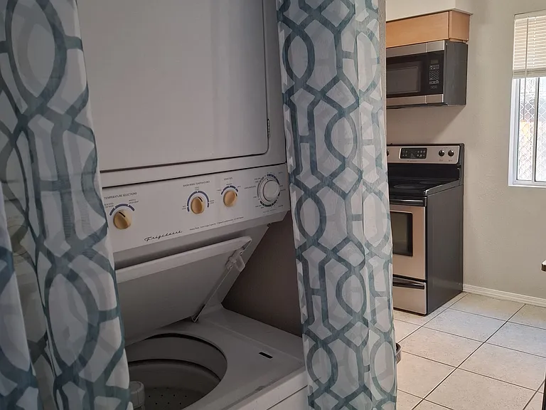 1406 Pennsylvania St NE #4 — Photo 21