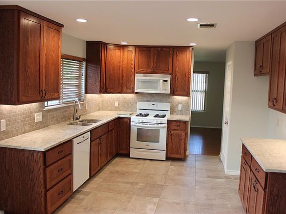 5th image of 1408 Deer Ledge Trl
